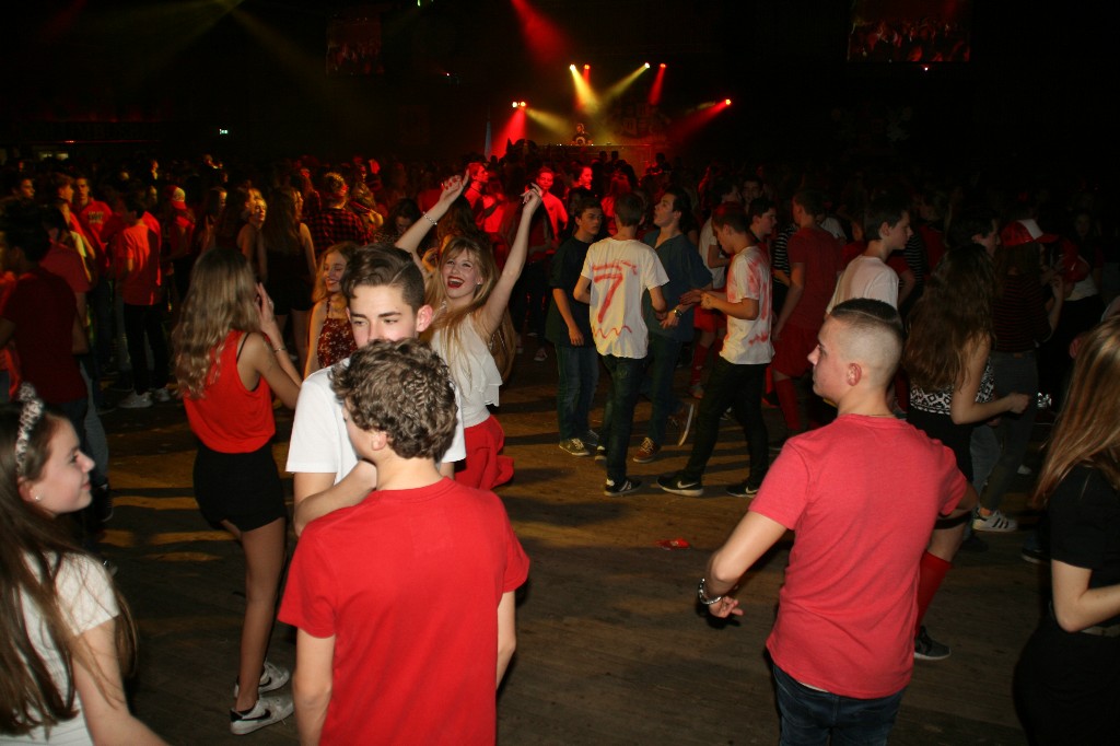 ../Images/Knalrooie Stuiterbal Disco - Stephan Bekooij 010.jpg